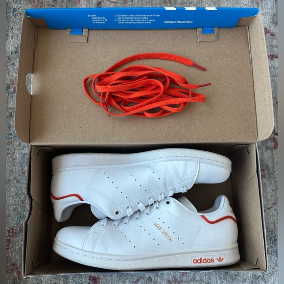 Adidas Stan Smith White Sneakers - Picture 8 of 9
